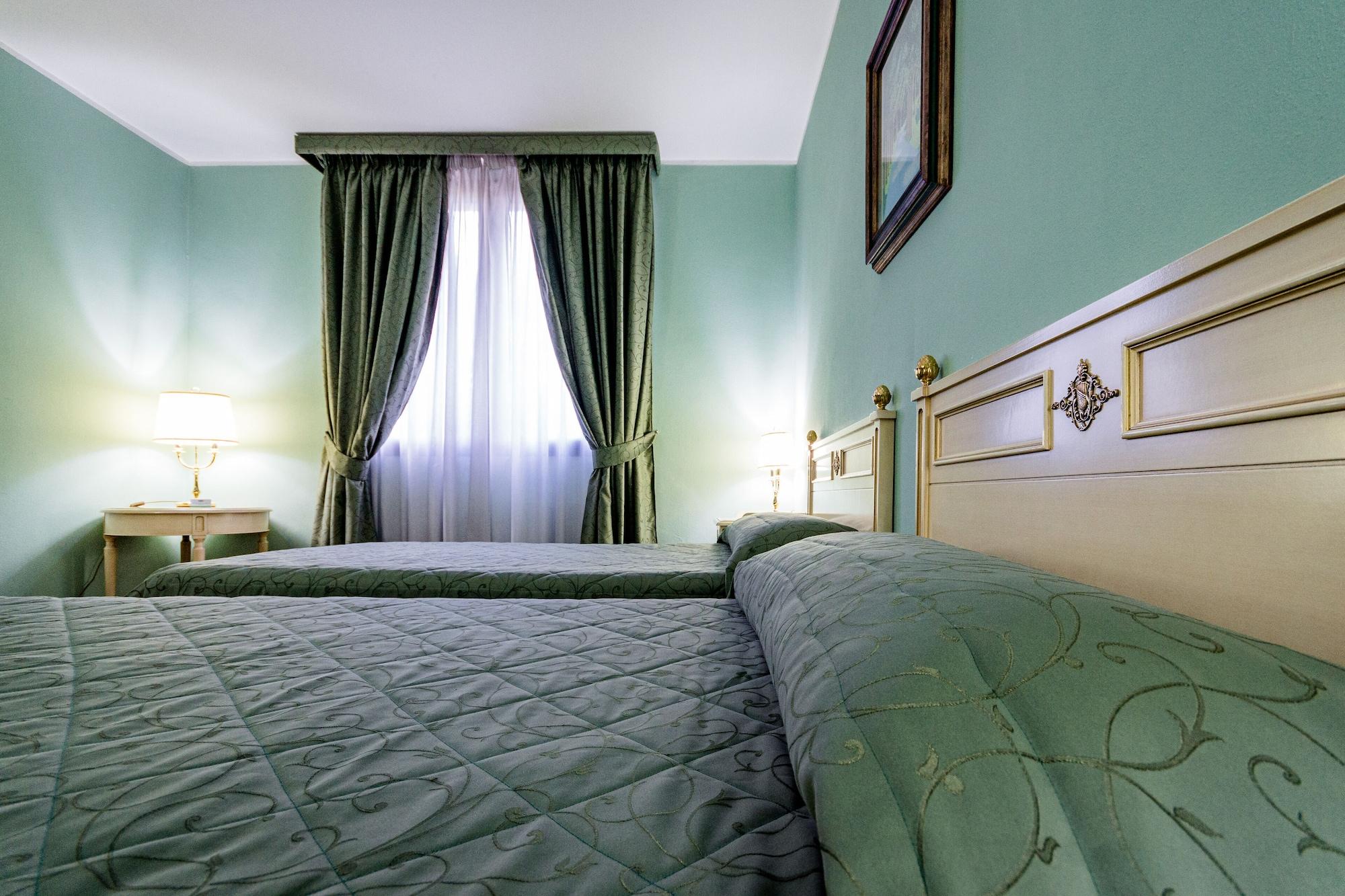 Hotel Lucrezia Borgia Ferrara Exterior photo