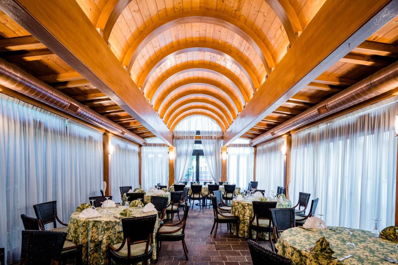 Hotel Lucrezia Borgia Ferrara Exterior photo